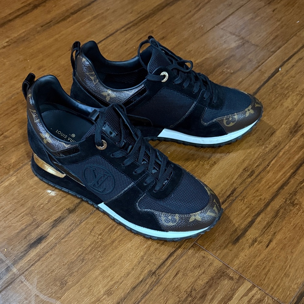 Louis Vuitton sneaks.
